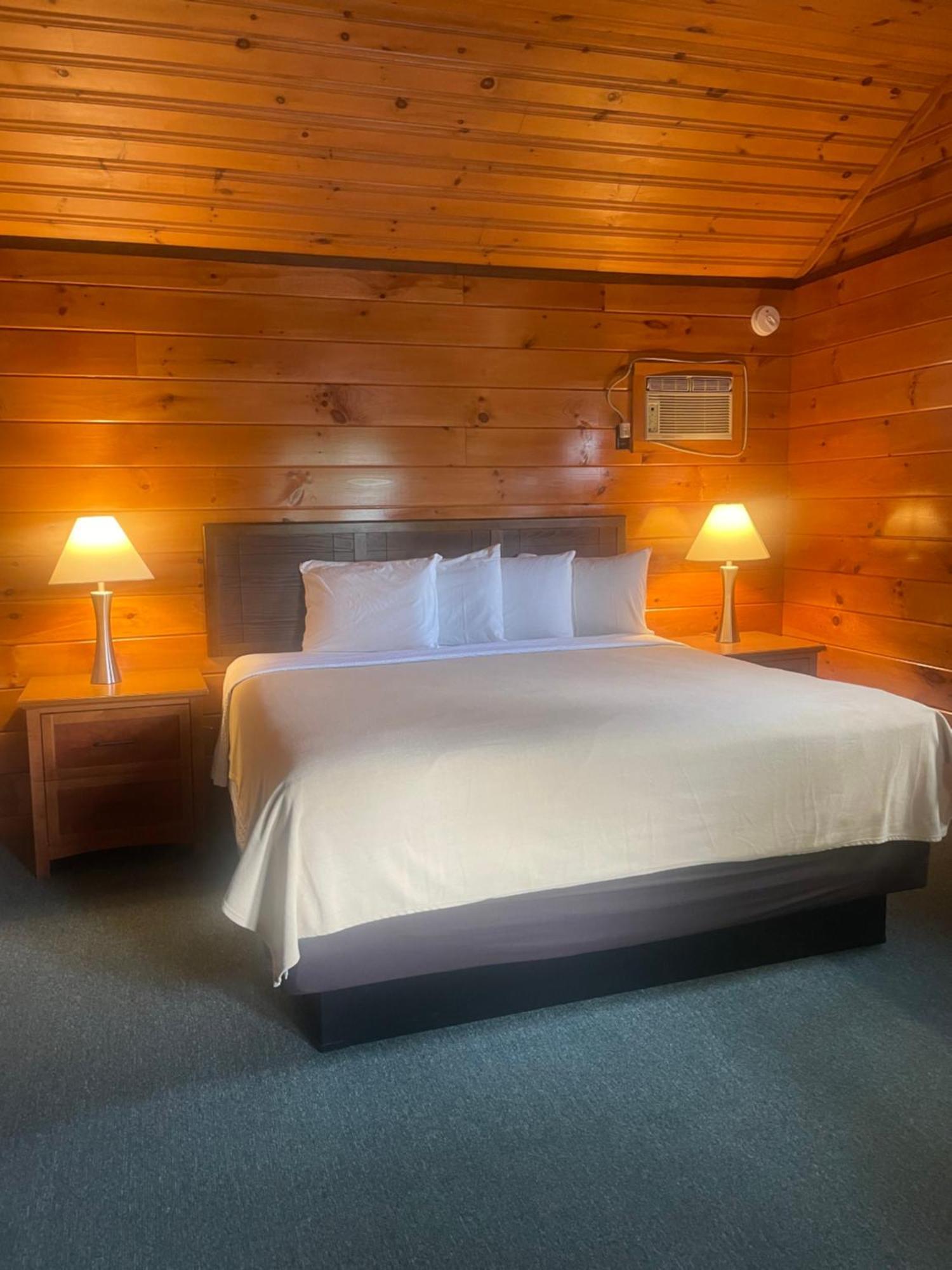 Lake Crest Inn Lake George Bagian luar foto